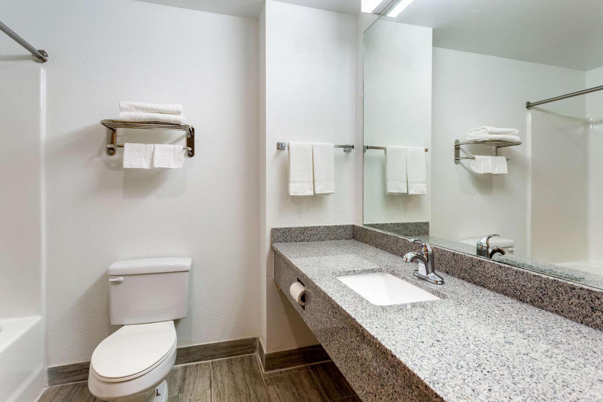 Double Room with Two Double Beds - Non-Smoking