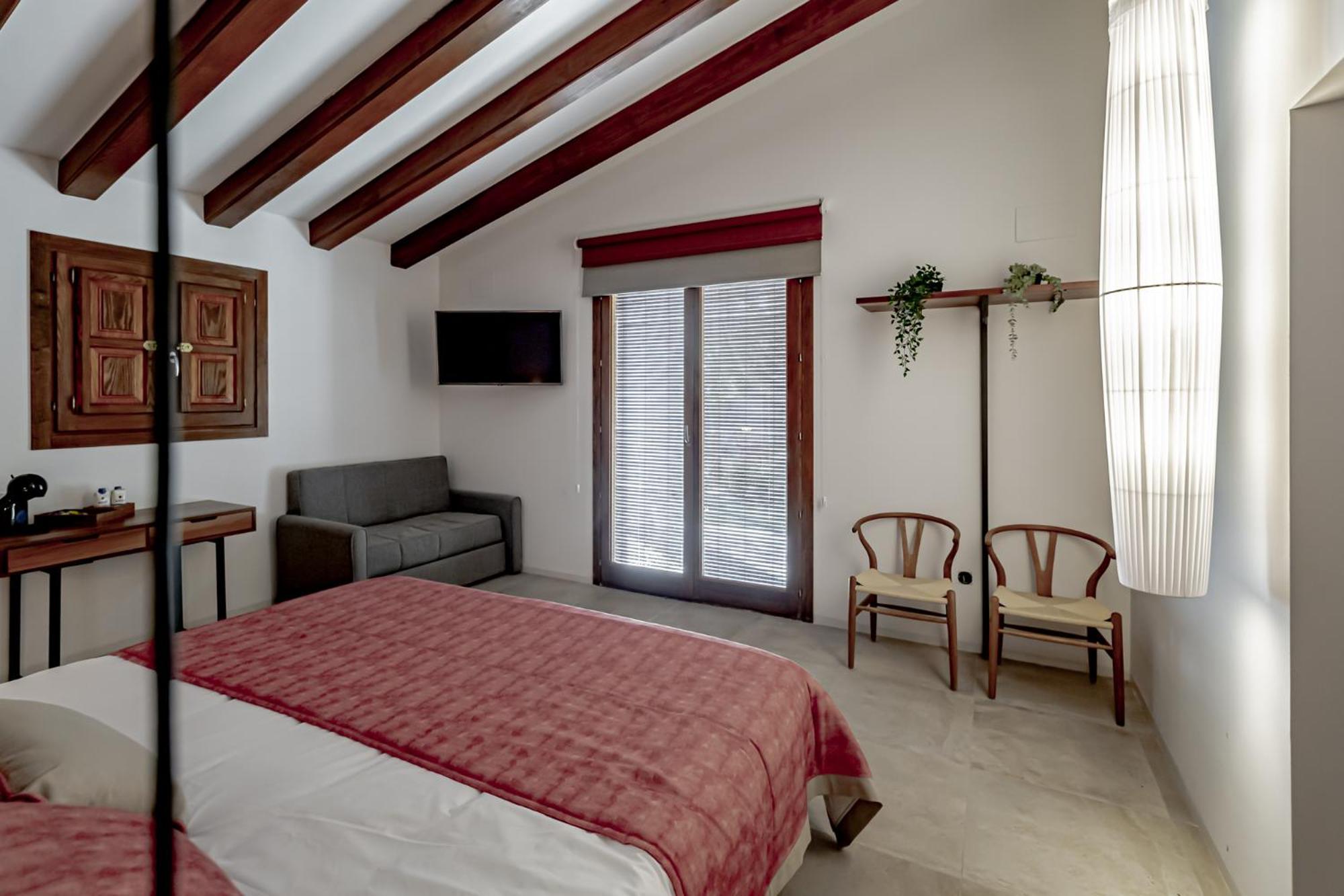 Superior Triple Room,1528601578:JPEG