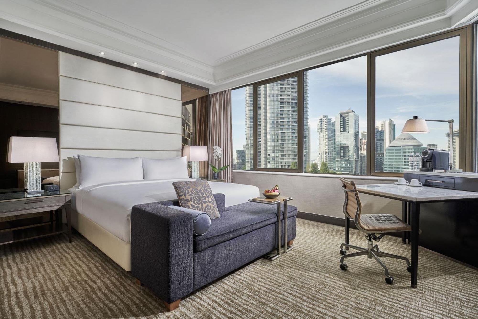 Chambre Exécutive - Étage Supérieur - Accès au Salon Club