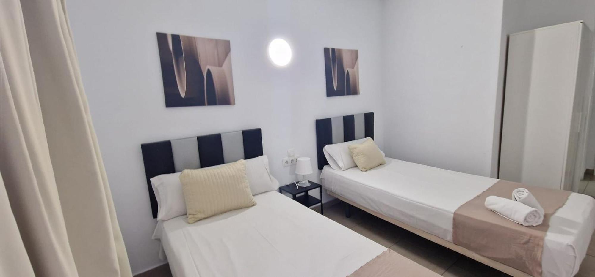 Twin Room,789937677:JPEG