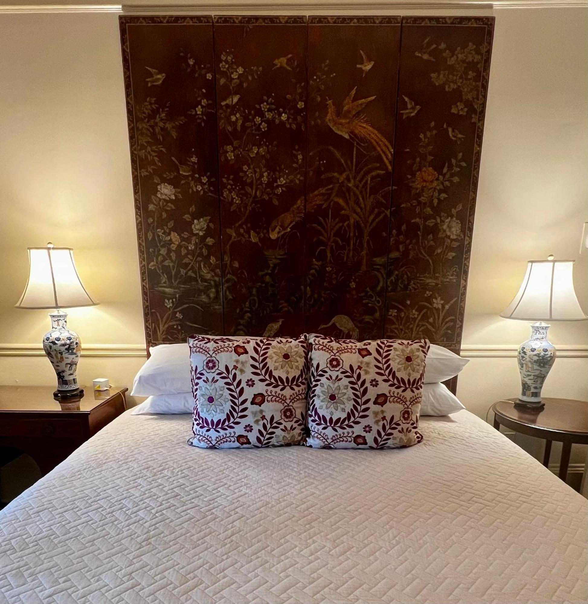 Queen Room - Captain's Room,641767386:JPEG