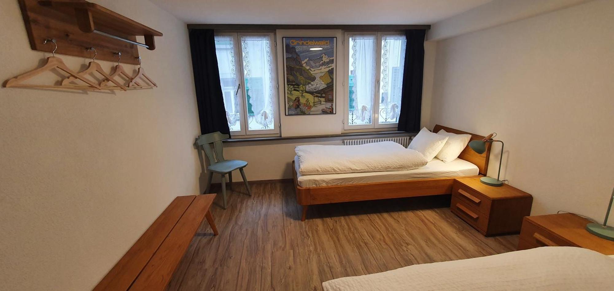 Doppel-/Zweibettzimmer mit Stadtblick