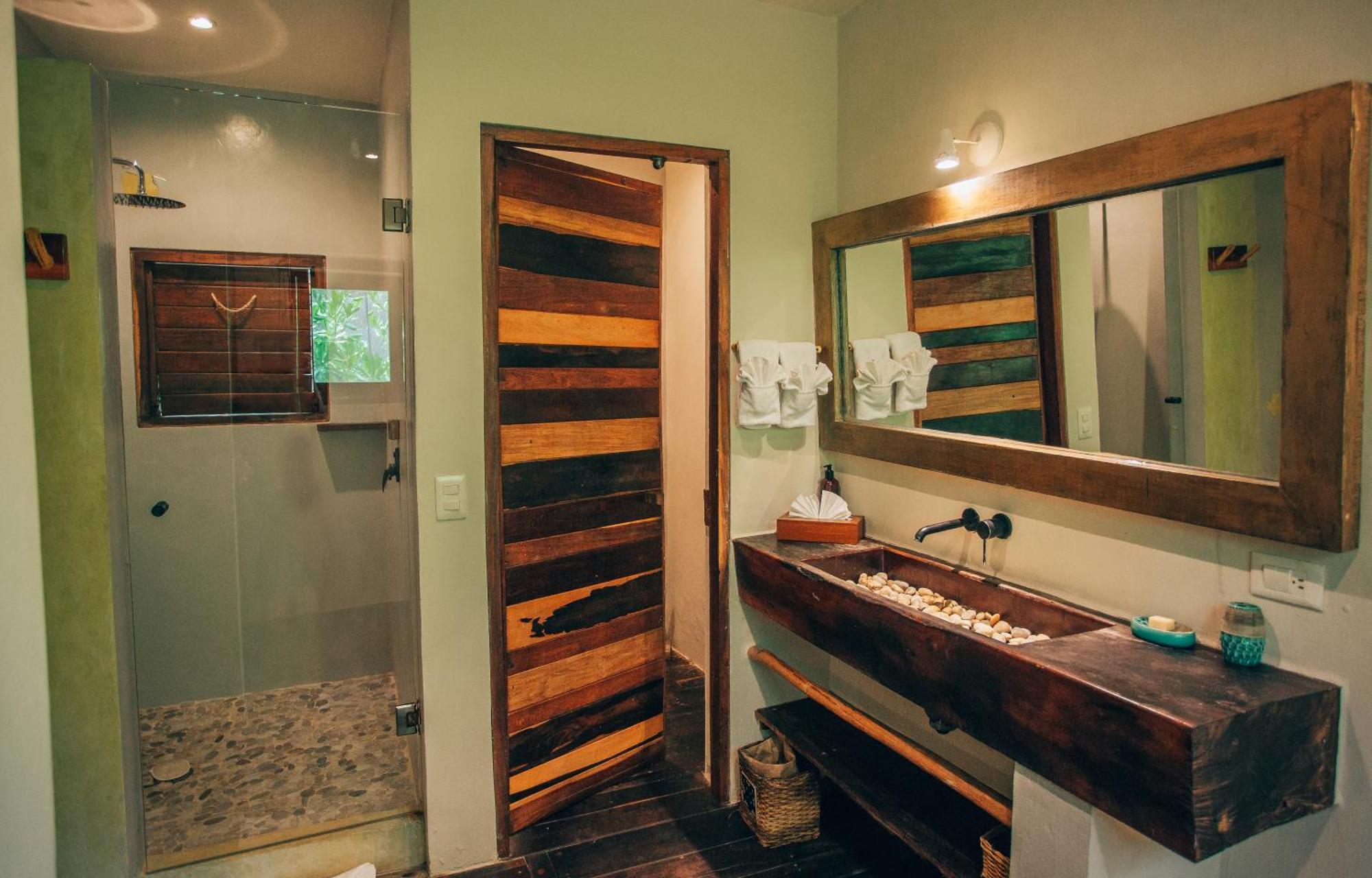 Vanilla master suite