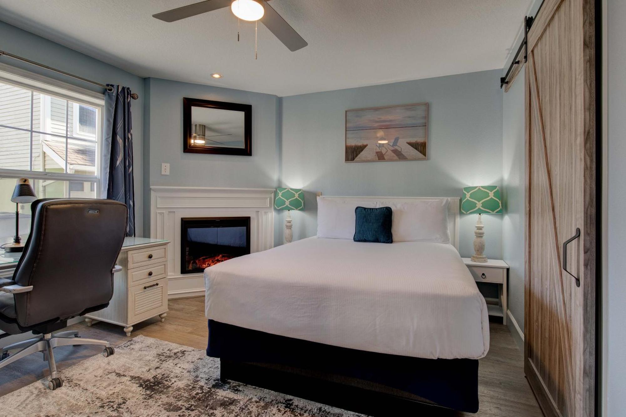 One bedroom Queen Suite with Spa
