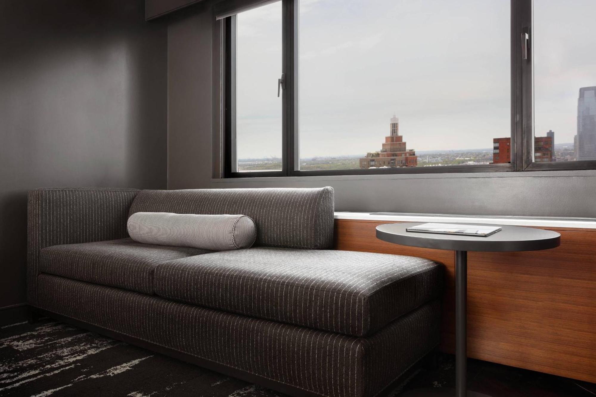 Deluxe King room with Hudson River View