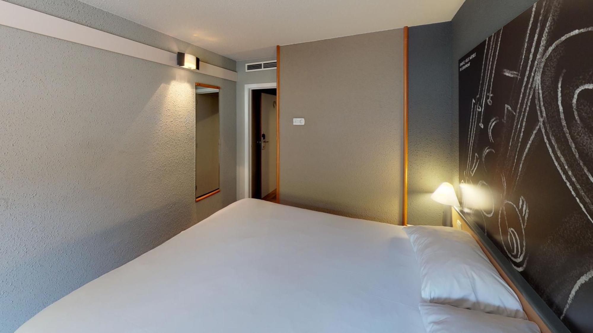 Double Room,1542748930:JPEG
