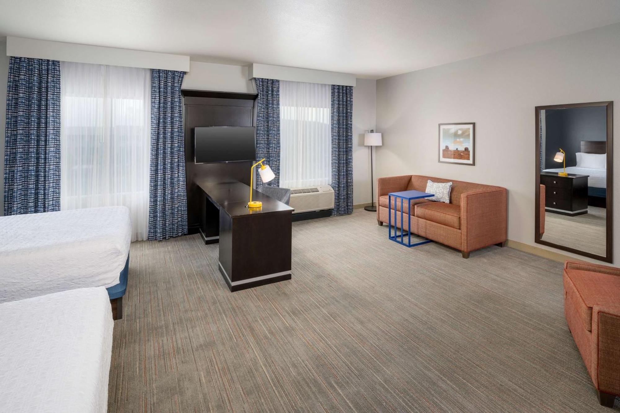 Queen Studio Suite Two Queen Beds Non-Smoking,1544264158:JPEG