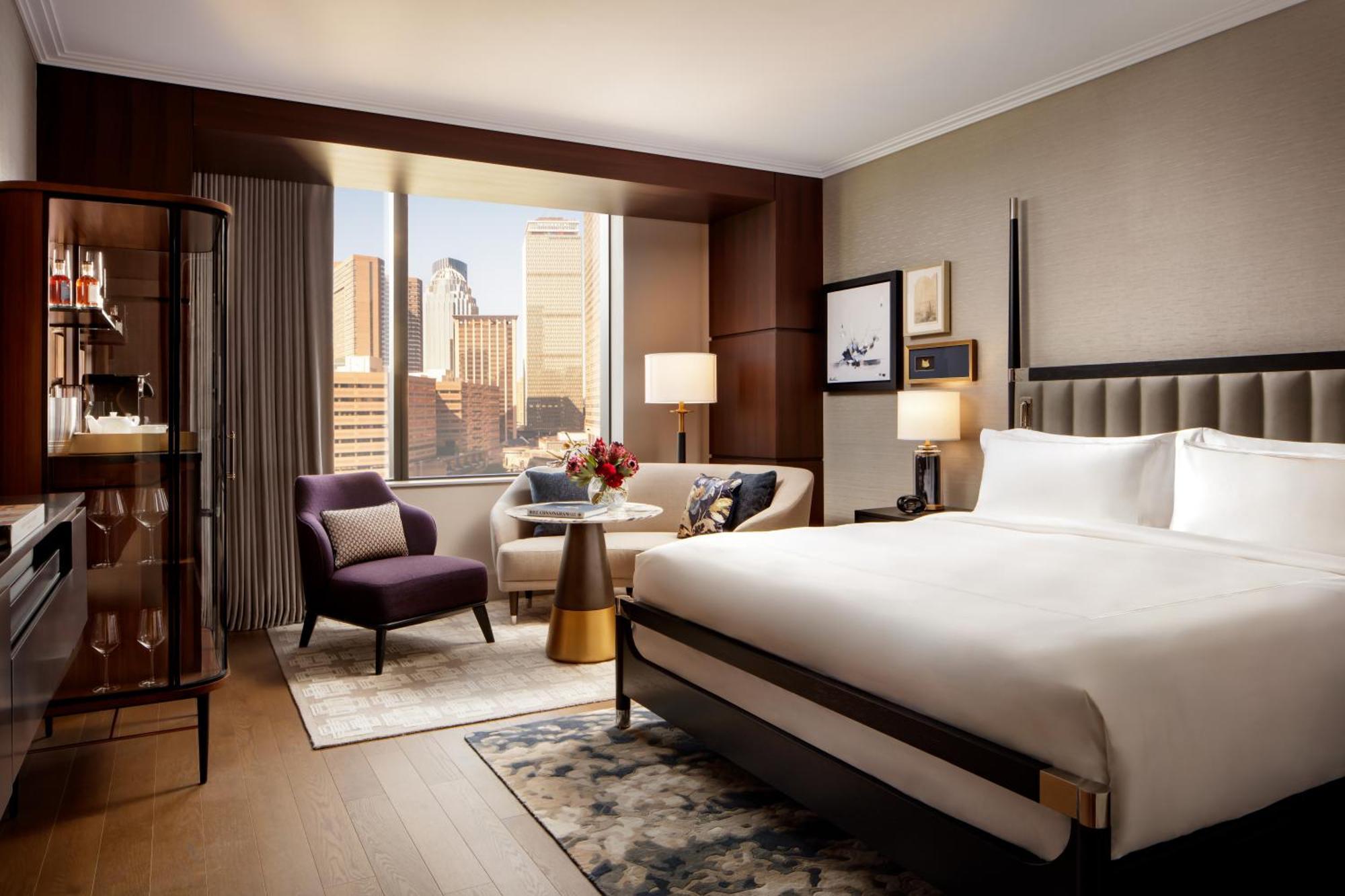 Premier King Room with Mobility Accessible Tub and Rain Shower