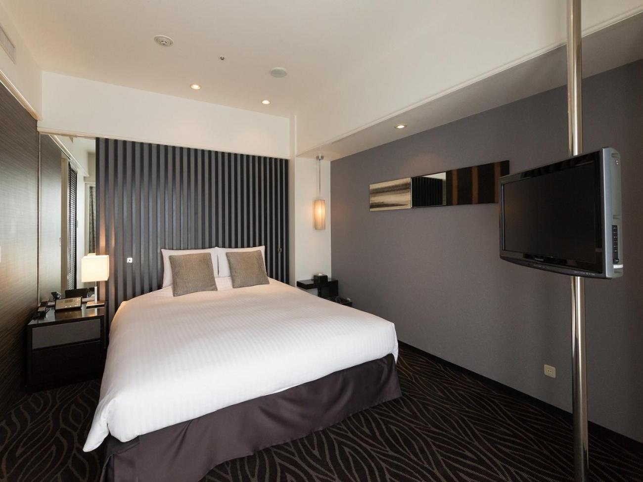 Luxury Corner Double Room - Non-Smoking,1545607336:JPEG