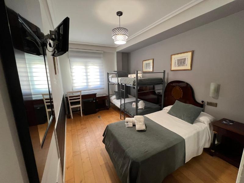 Quarto Triplo Económico