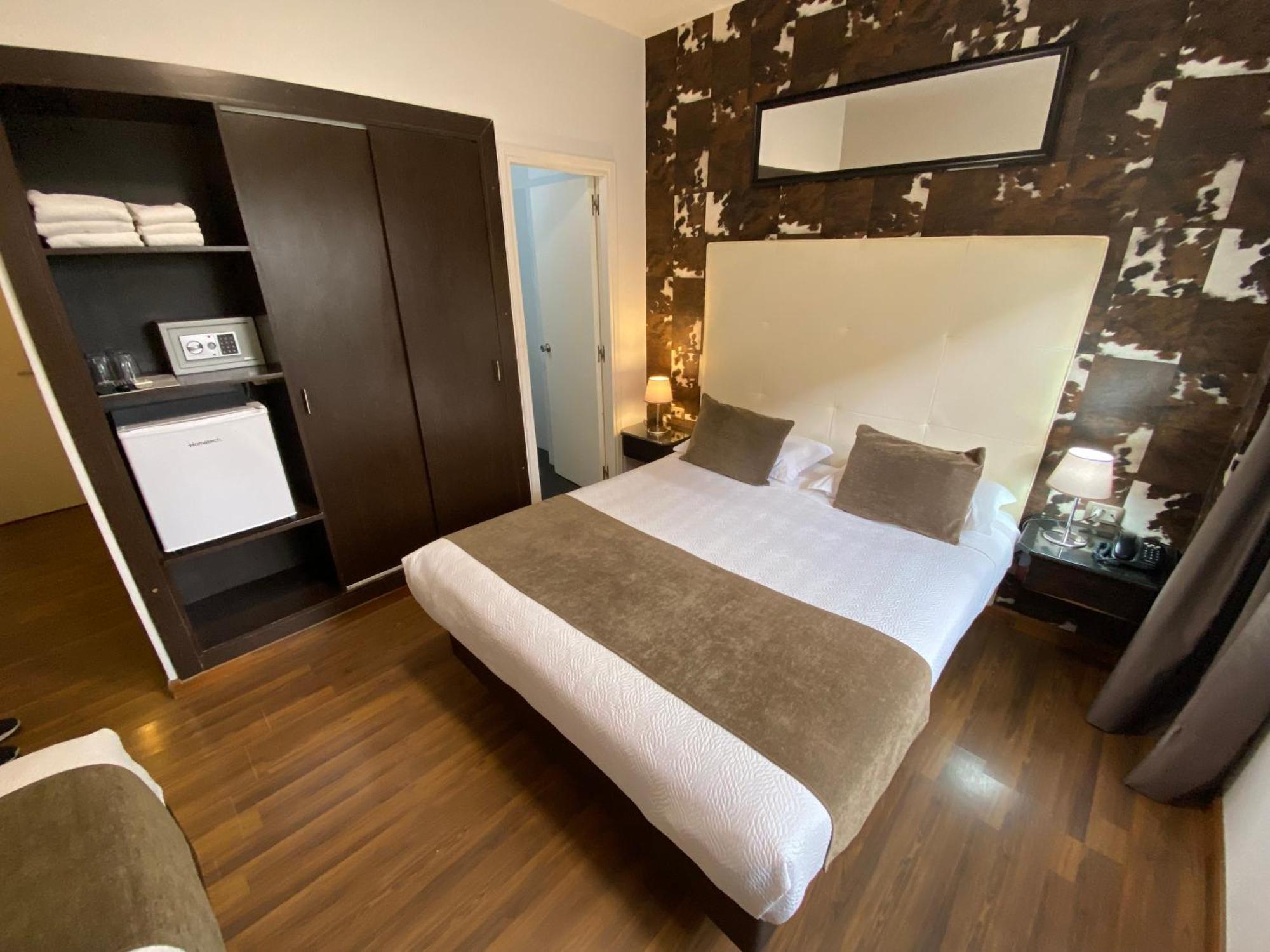 Quarto Triplo Standard