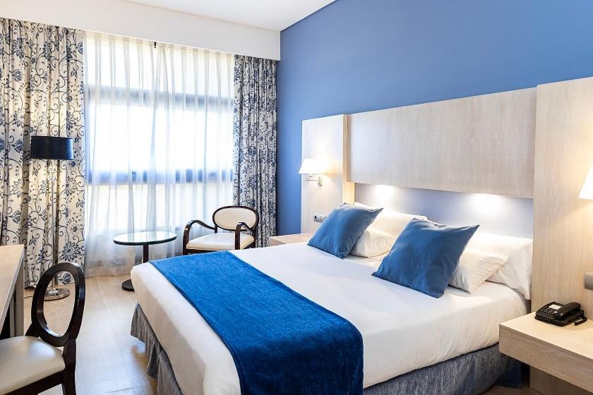 Chambre Double ou Lits Jumeaux avec Parking
