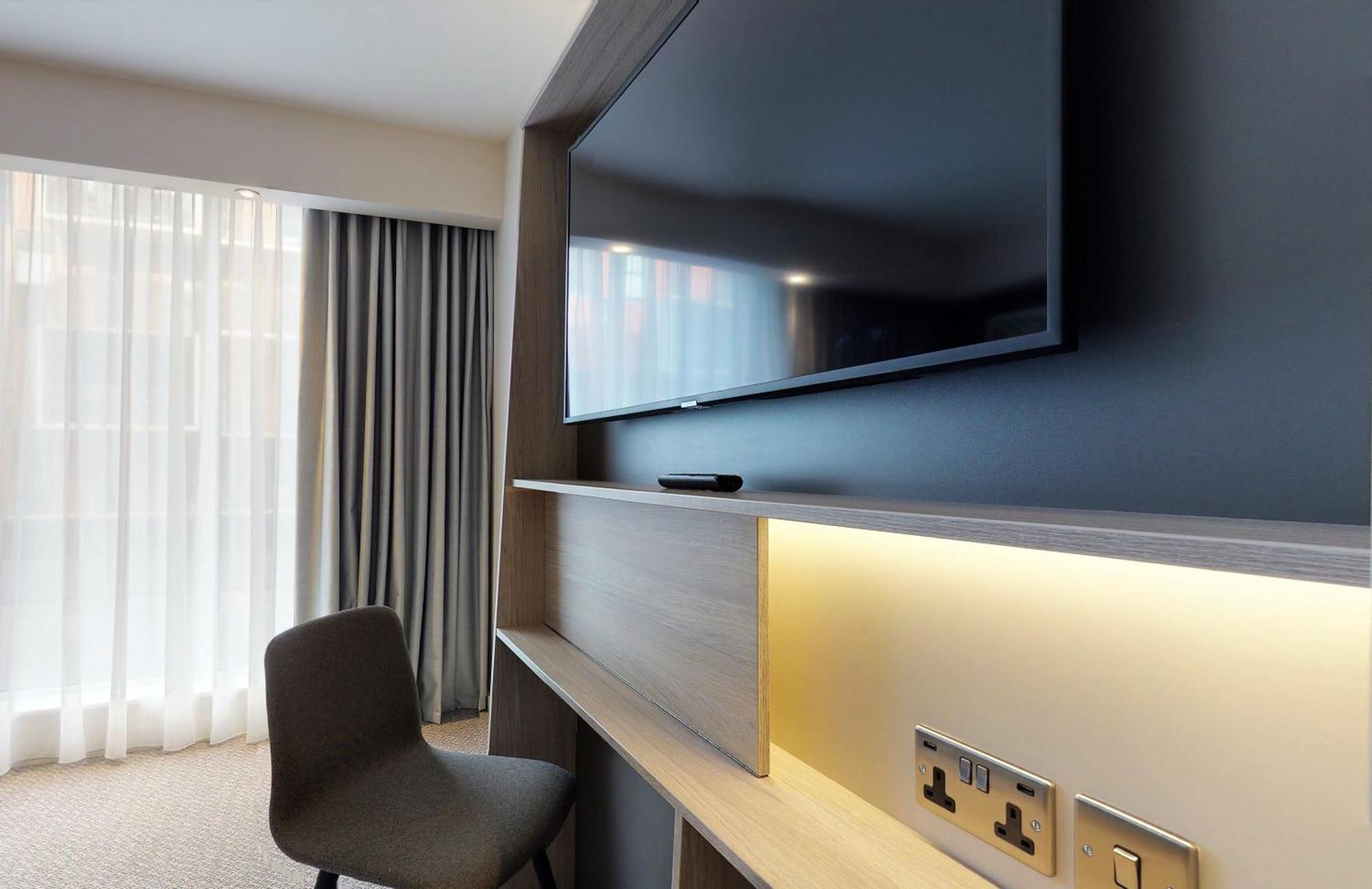 Kamer met Queensize Bed