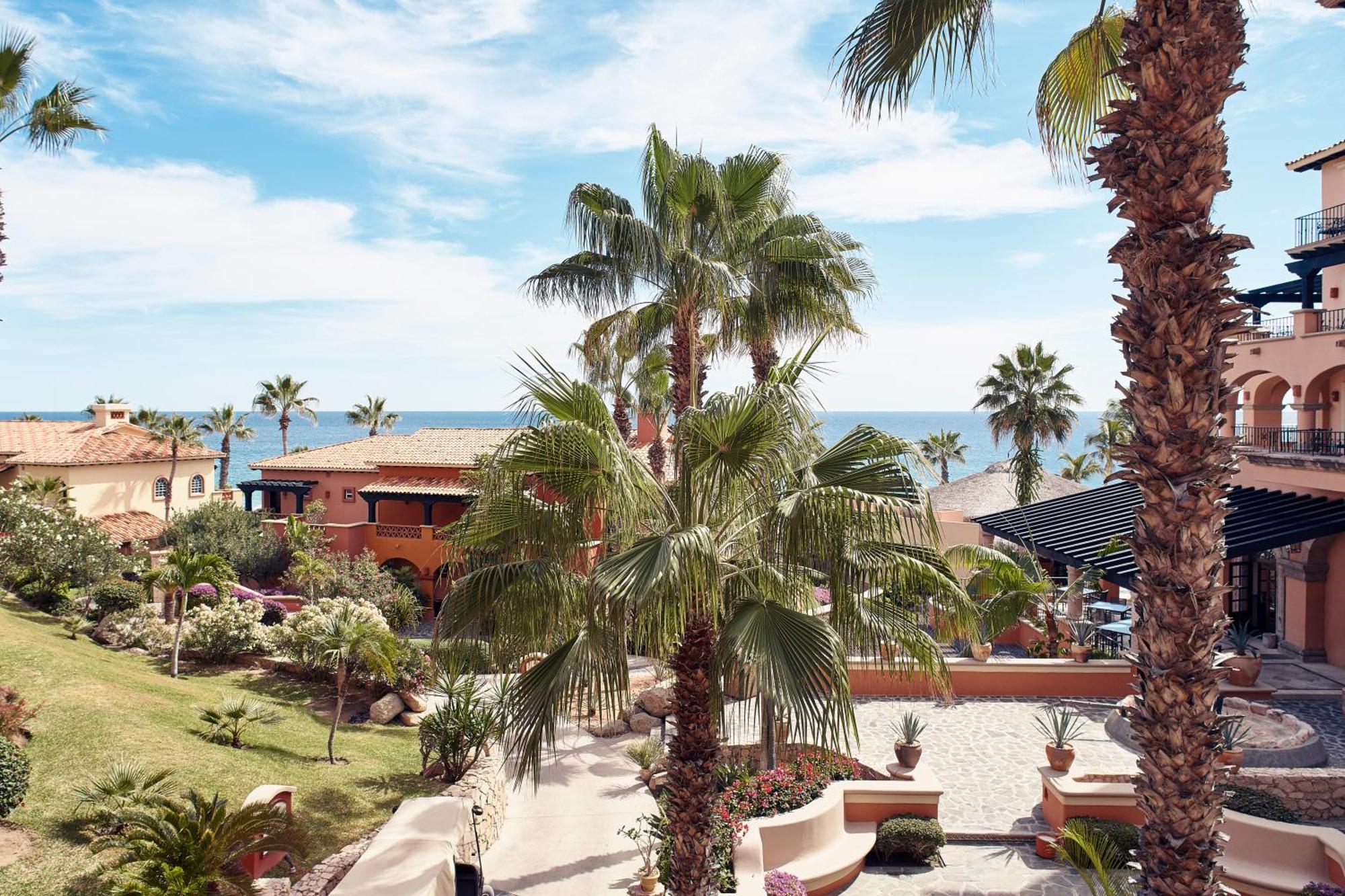 Cabo Queen Room with Two Queen Beds, Ocean View and Balcony