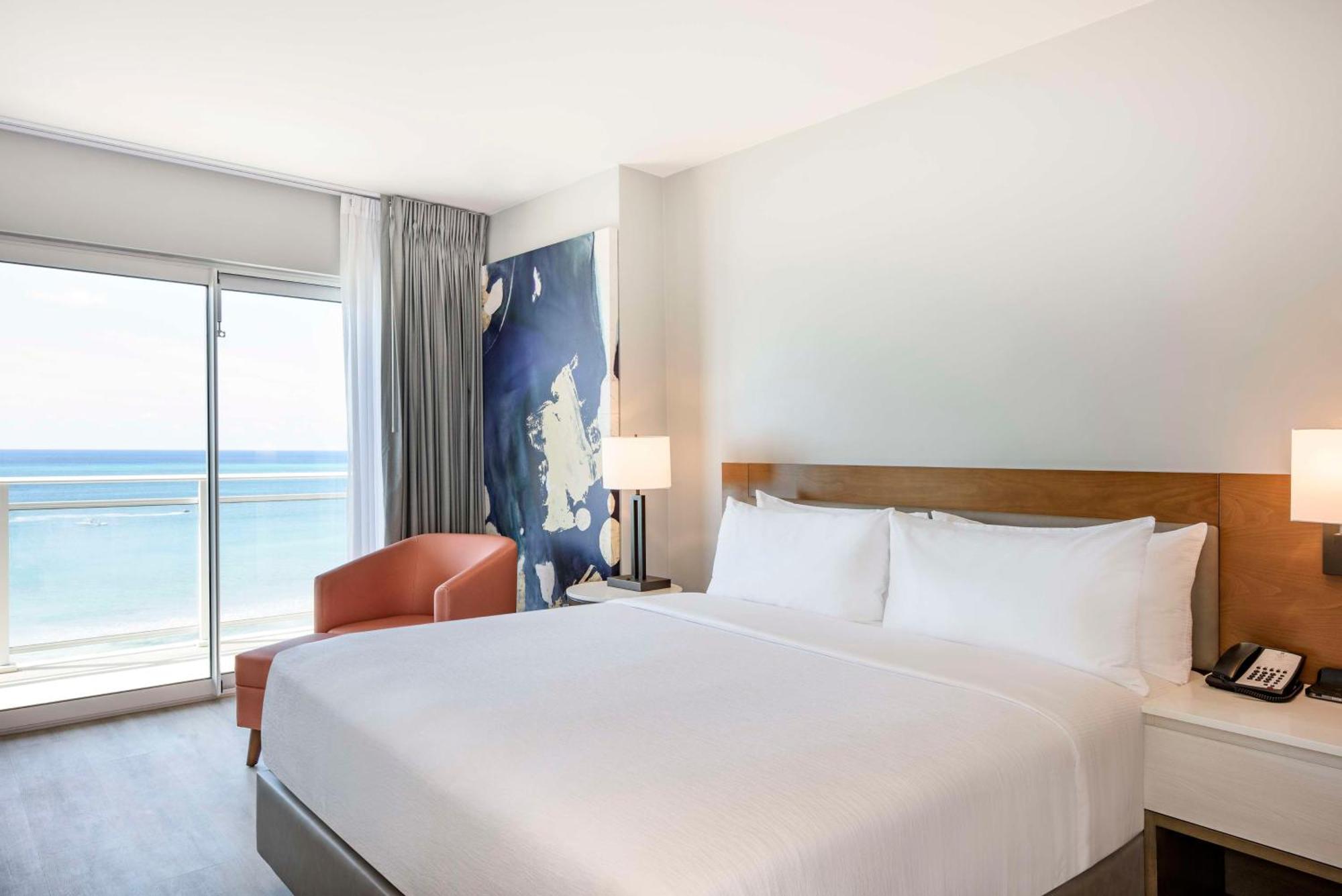 Suite met 1 Slaapkamer met Queensize Bed en Uitzicht op de Oceaan - Bovenste Verdieping