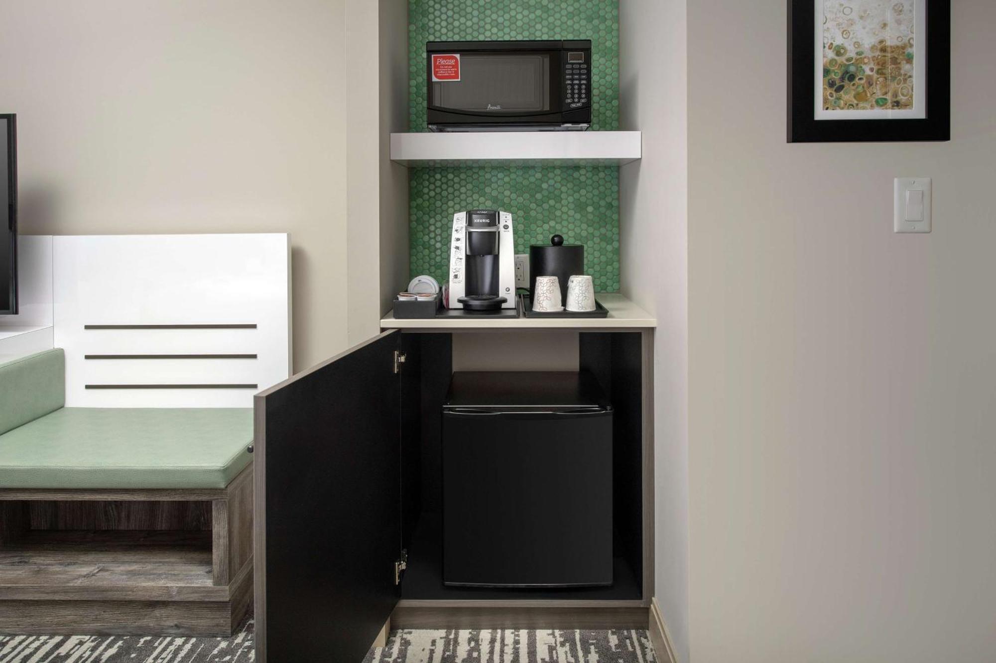Zimmer mit 2 Queensize-Betten