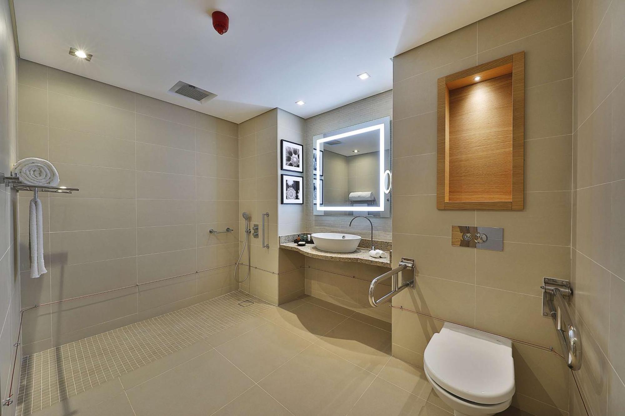 King Room - Mobility Accessible