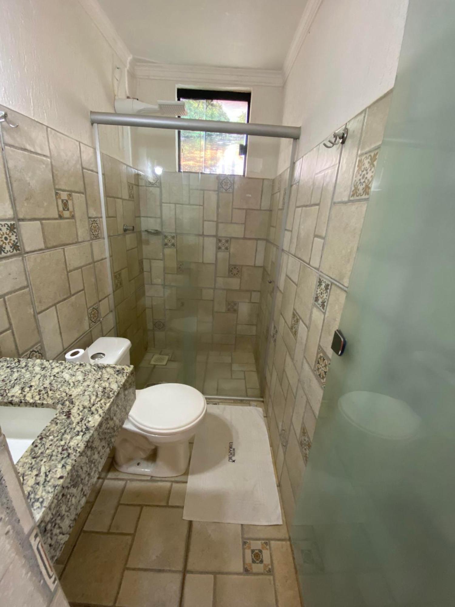 Quarto Duplo com Banheiro Privativo