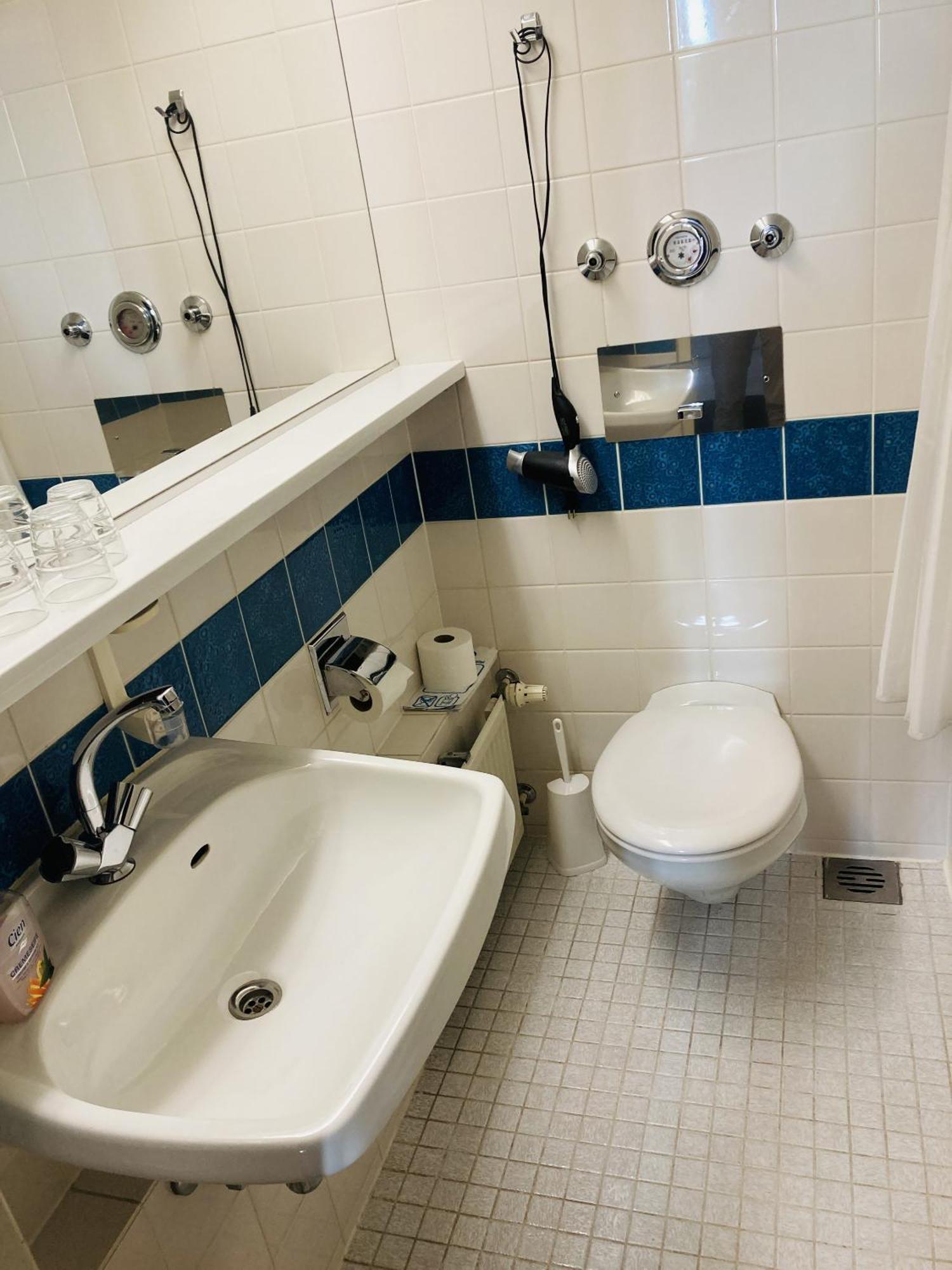 Standard Triple Room,1588090281:JPEG