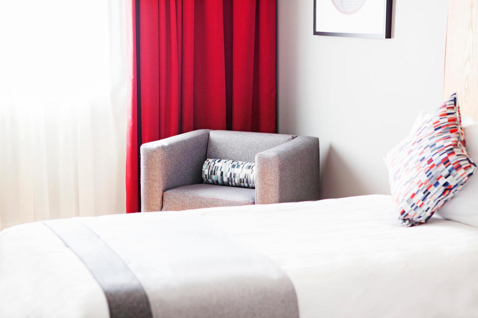 Tweepersoonskamer met 2 Aparte Bedden