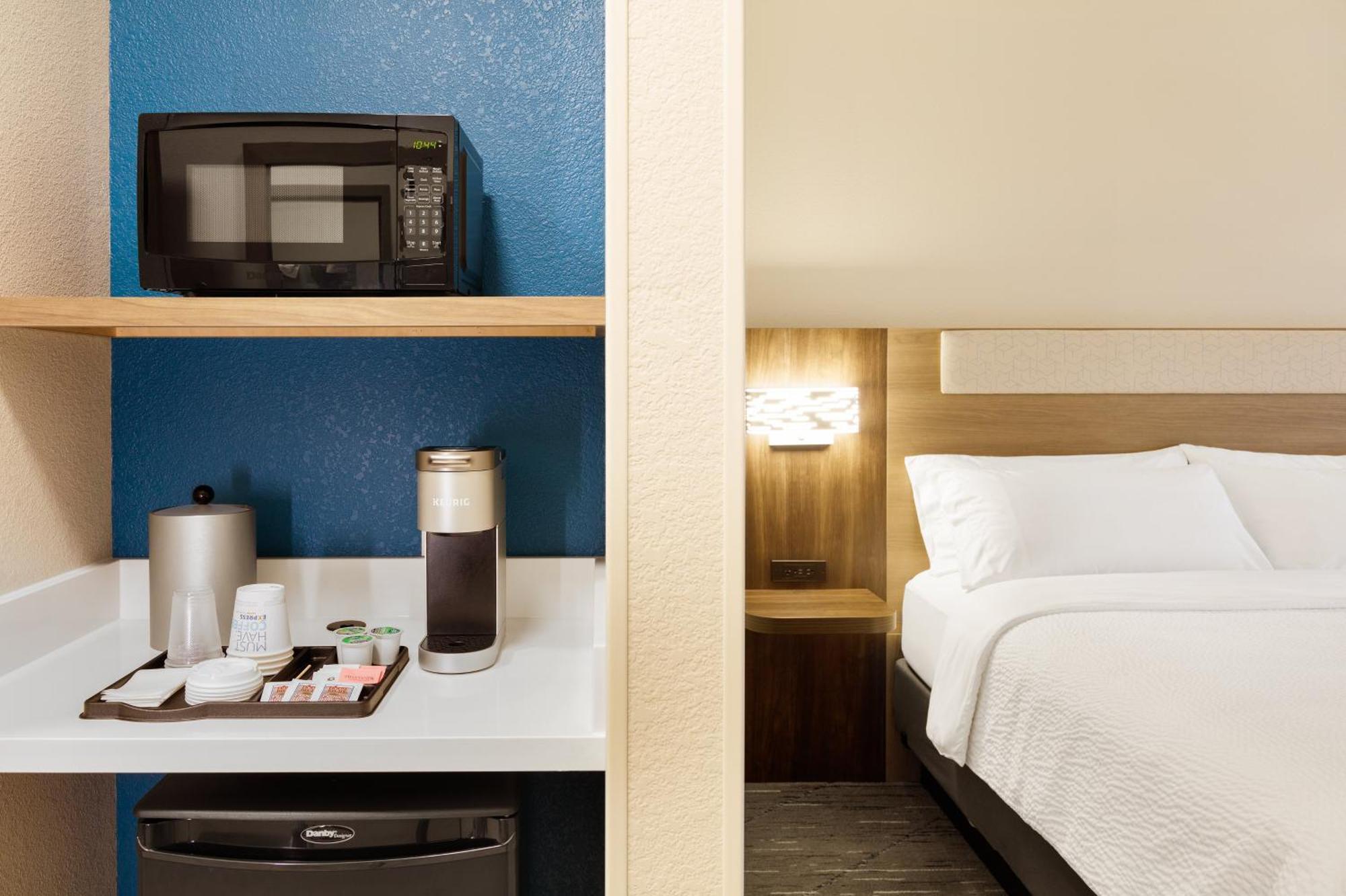 King Room - Mobility Access/Hearing Accessible,1550514892:JPEG