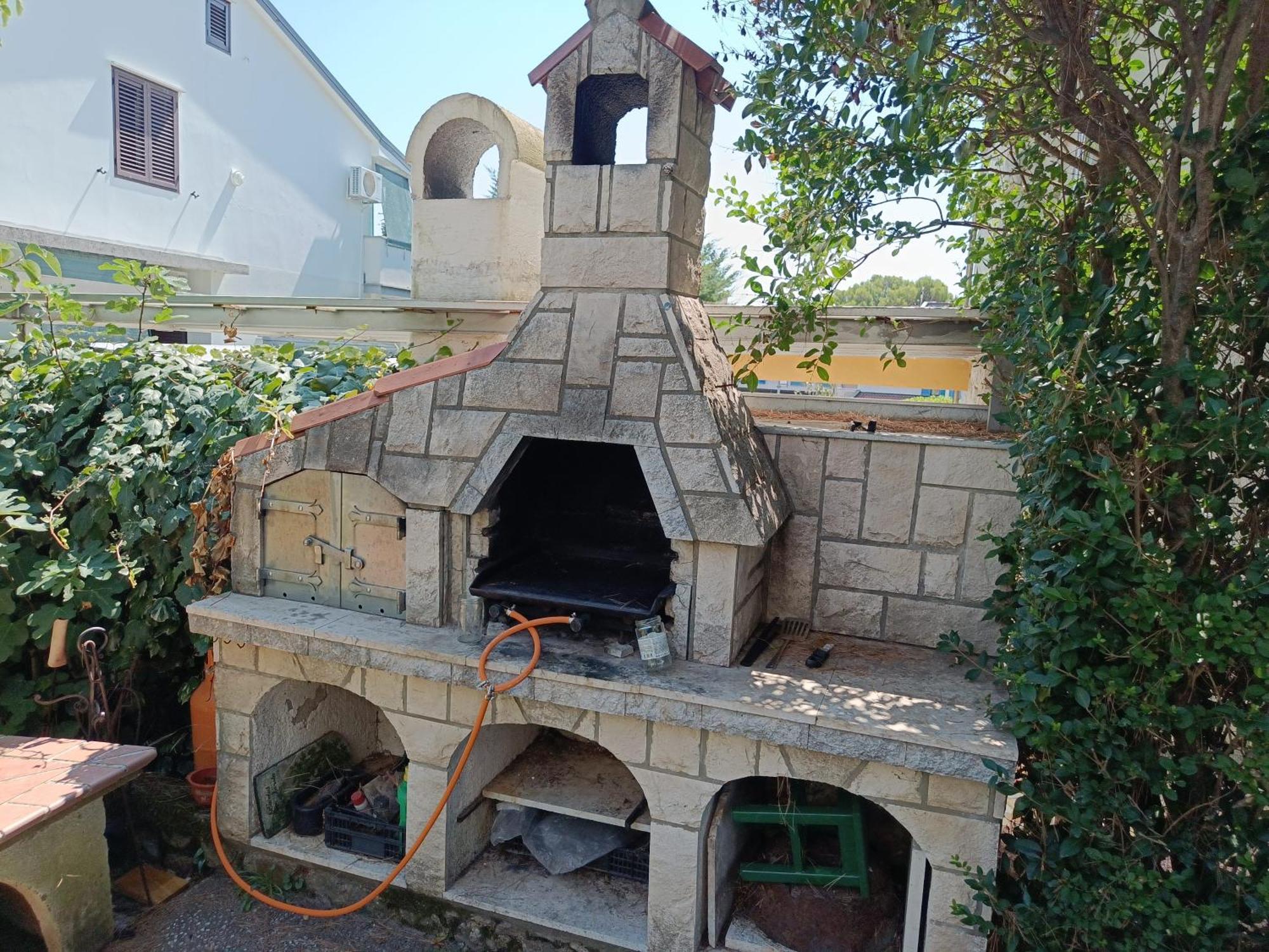 Apartment mit Terrasse