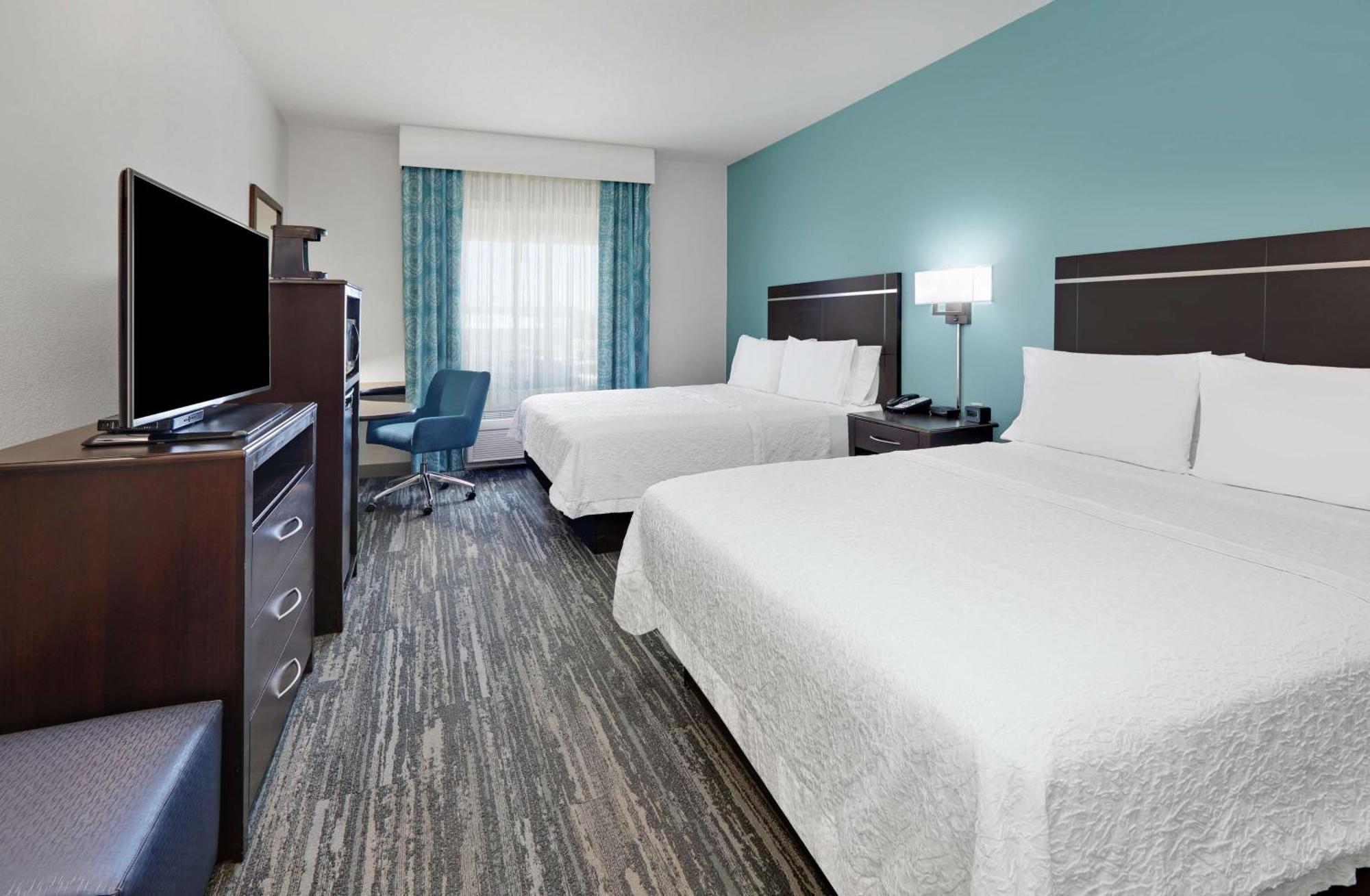 Room with Two Queen Beds - Non-Smoking