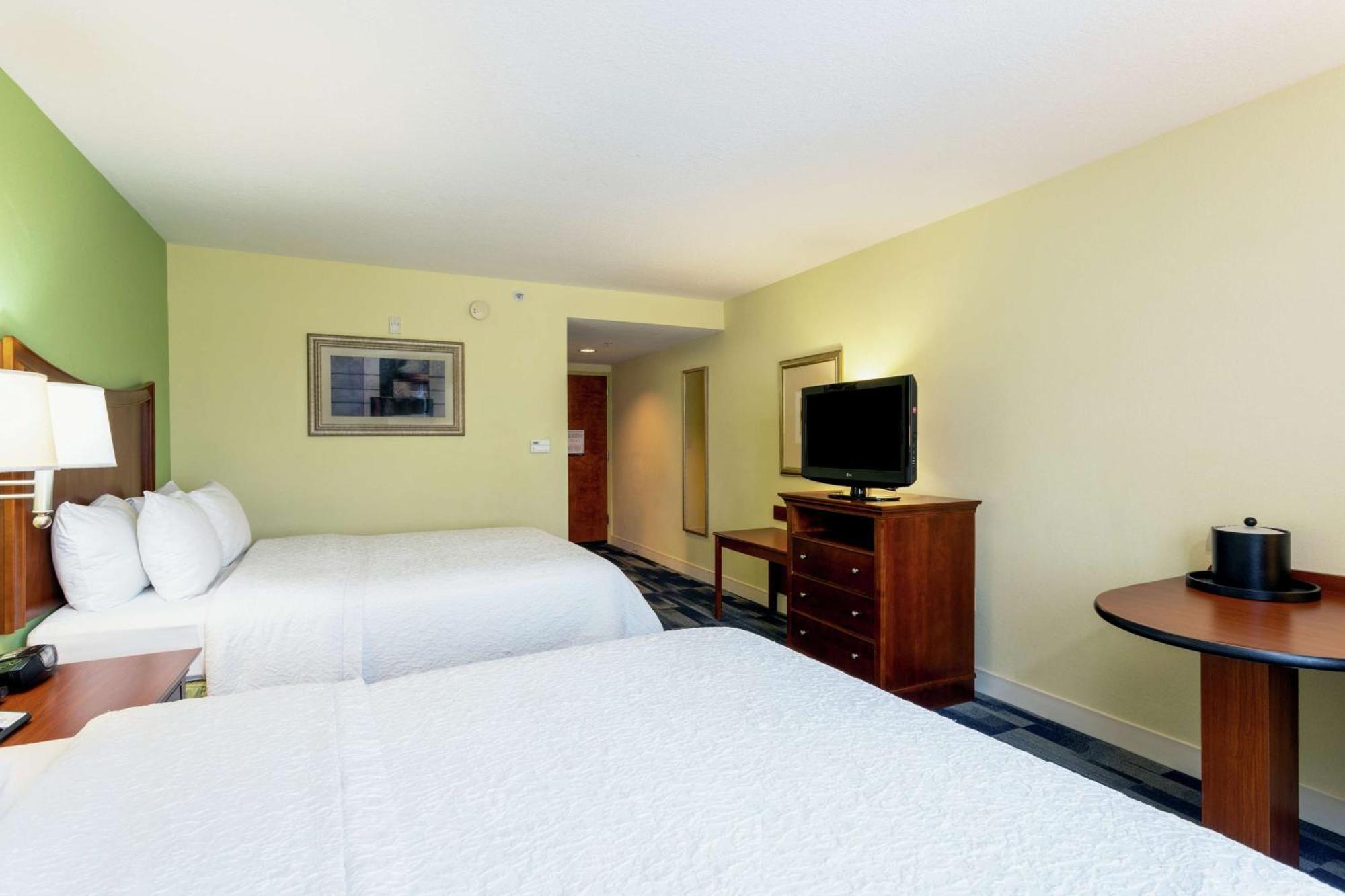 Room with Two Queen Beds - Non-Smoking