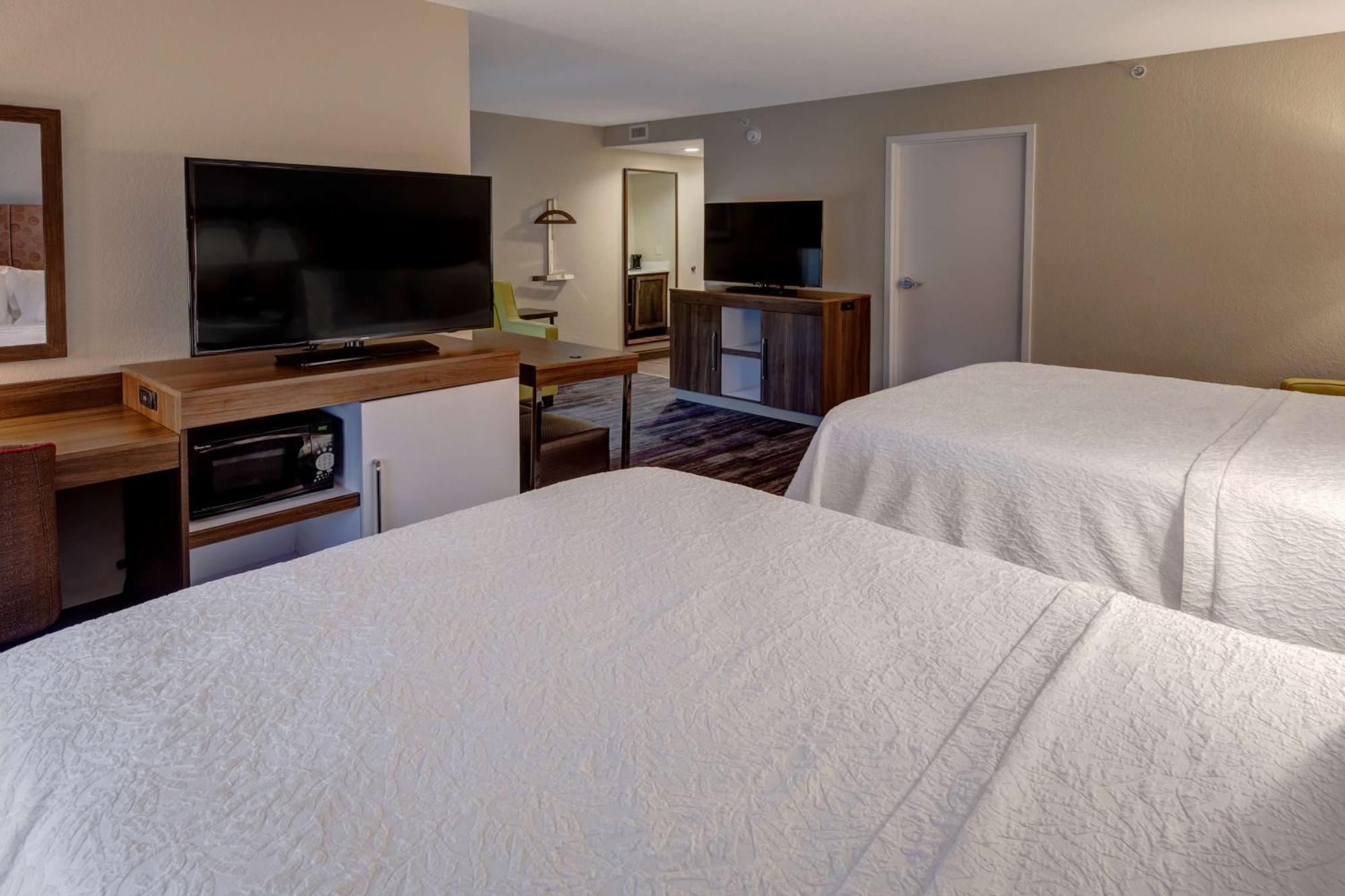 Studio Suite with Two Queen Beds - Non-Smoking