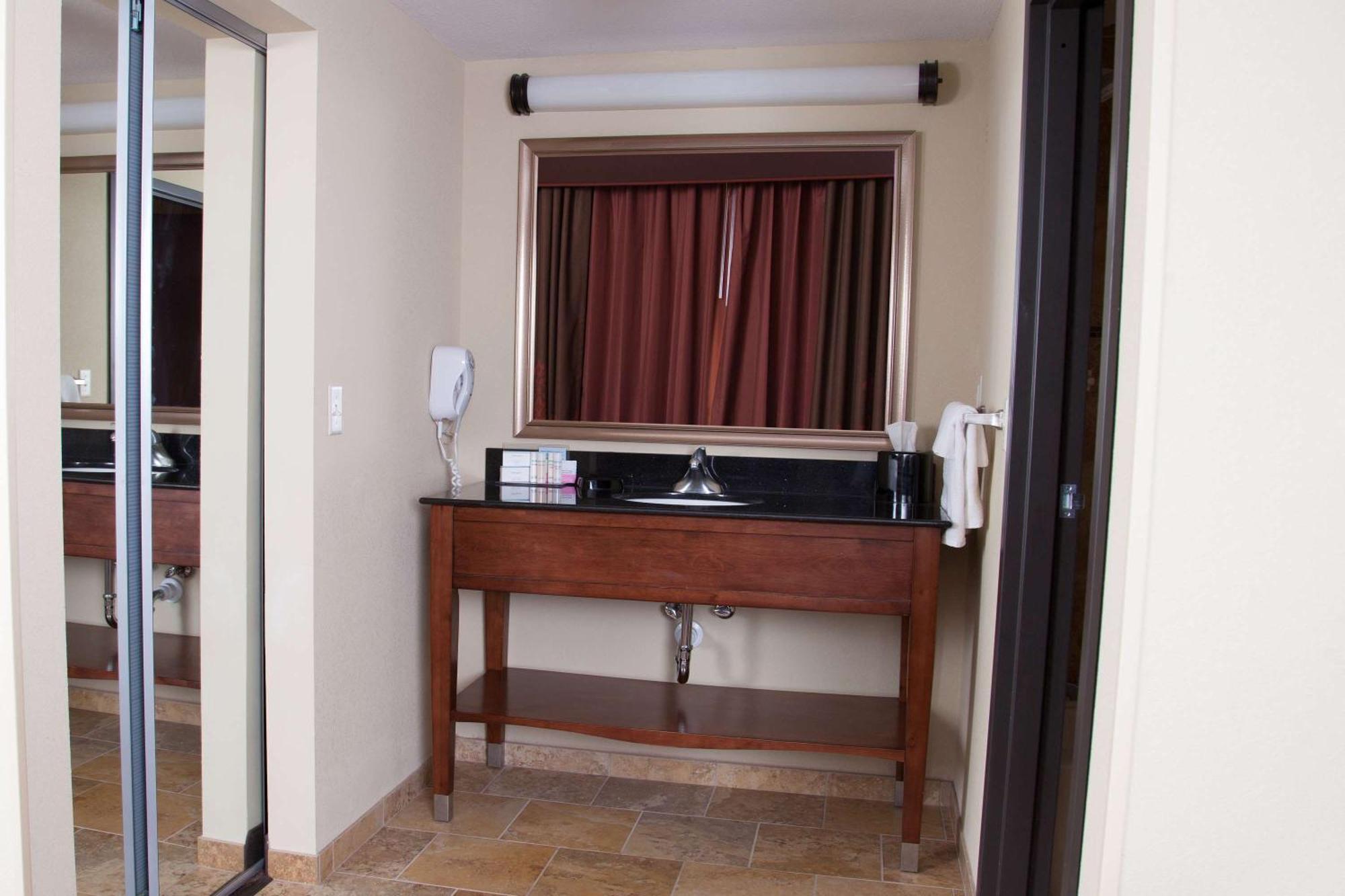 Queen Studio Suite with Two Queen Beds - Non-Smoking
