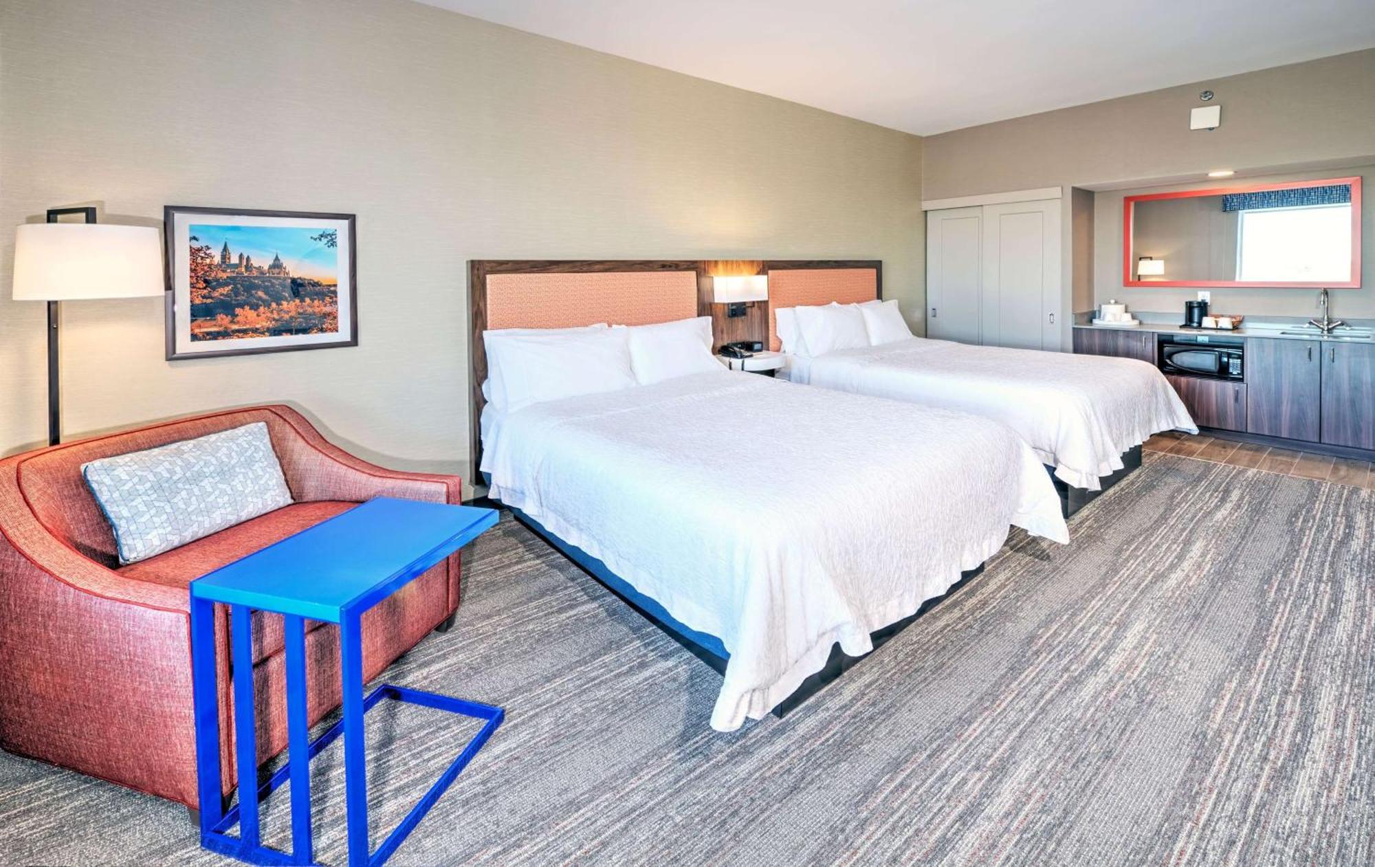 Room with Two Queen Beds - Non-Smoking