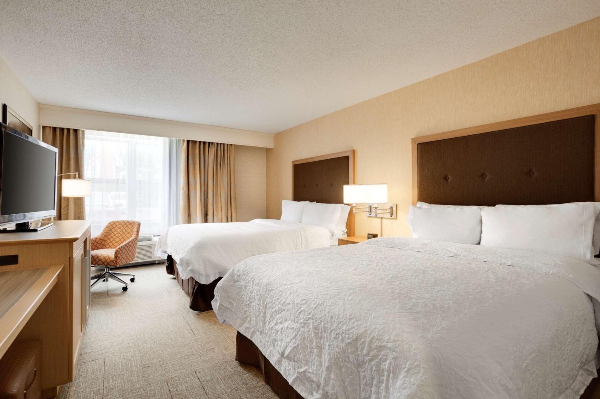 Queen Room with Two Queen Beds - Non-Smoking