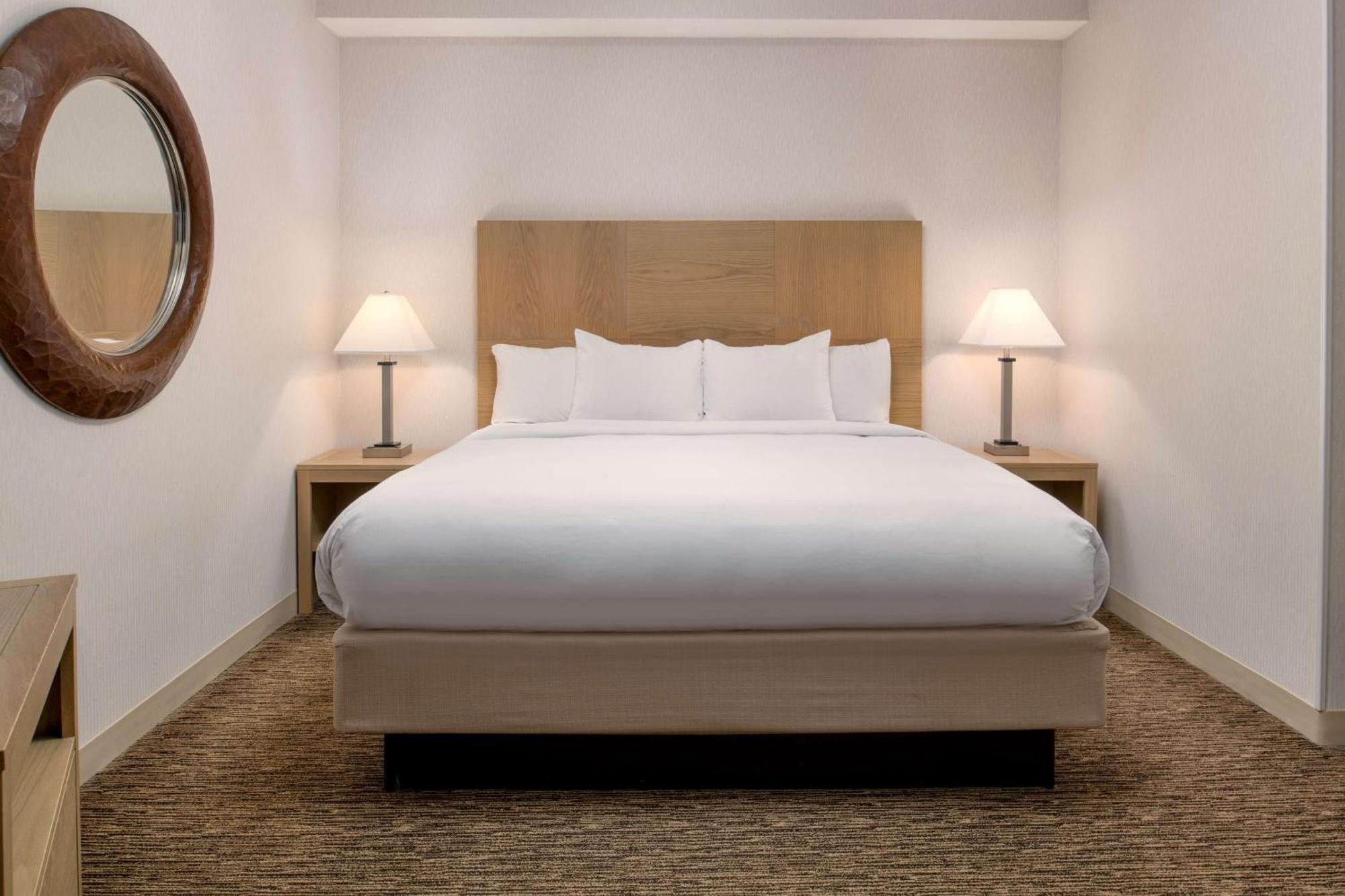 Junior King Suite,1451883043:JPEG