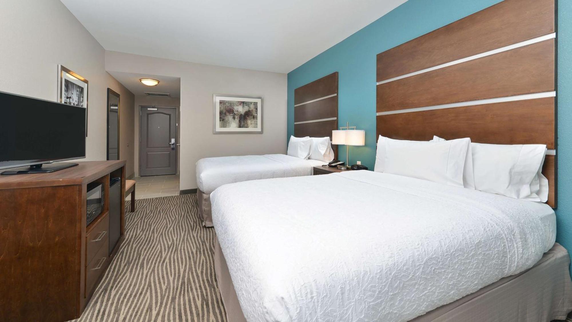 Queen Room with Two Queen Beds (4 Adults)