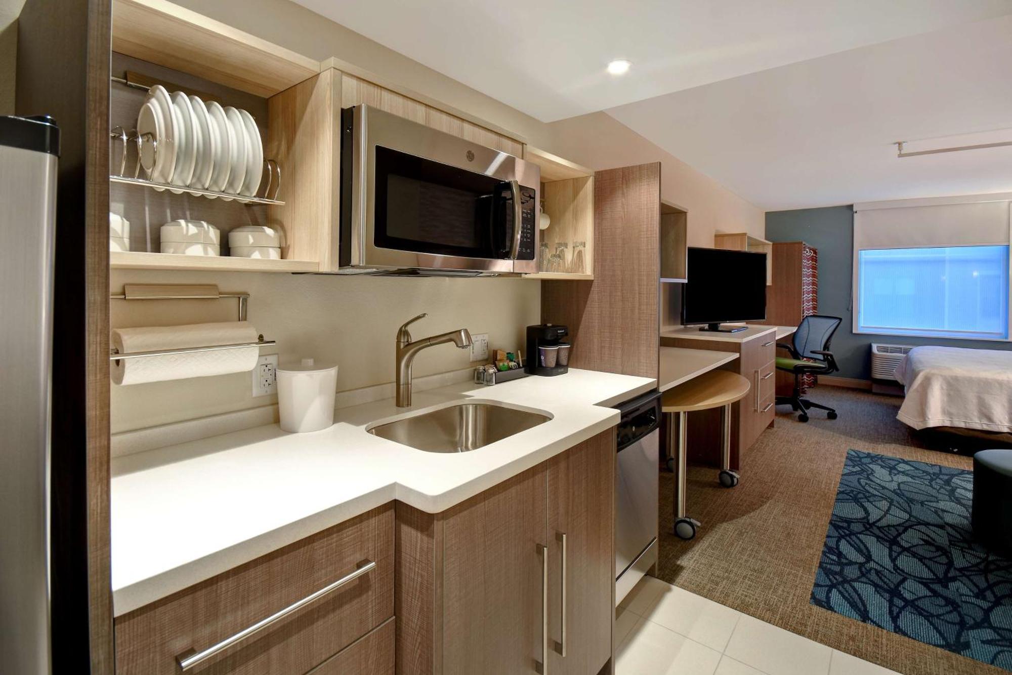 Studio Suite mit Kingsize-Bett - Nichtraucherzimmer