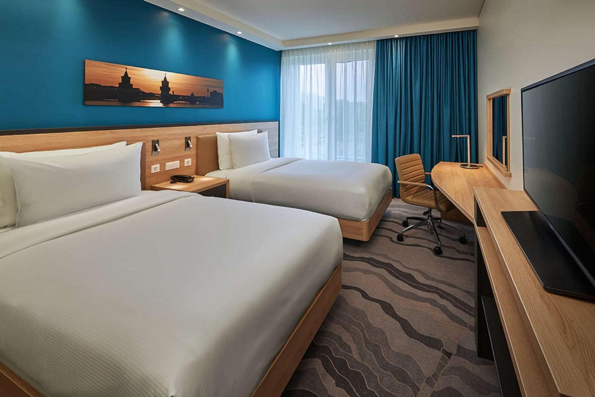 Twin Room with City View,1549434193:JPEG