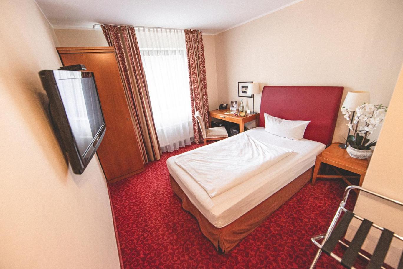 Comfort Single Room,1552550833:JPEG