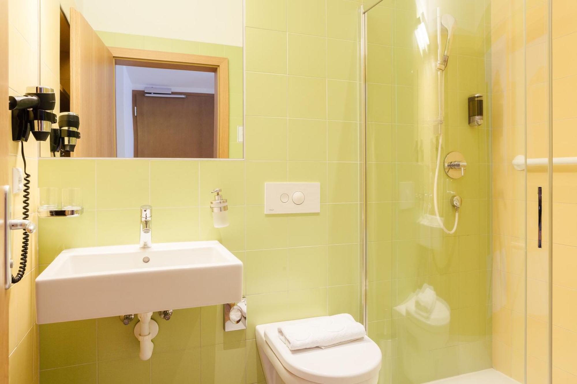 Double Room Balcony,1552567867:JPEG