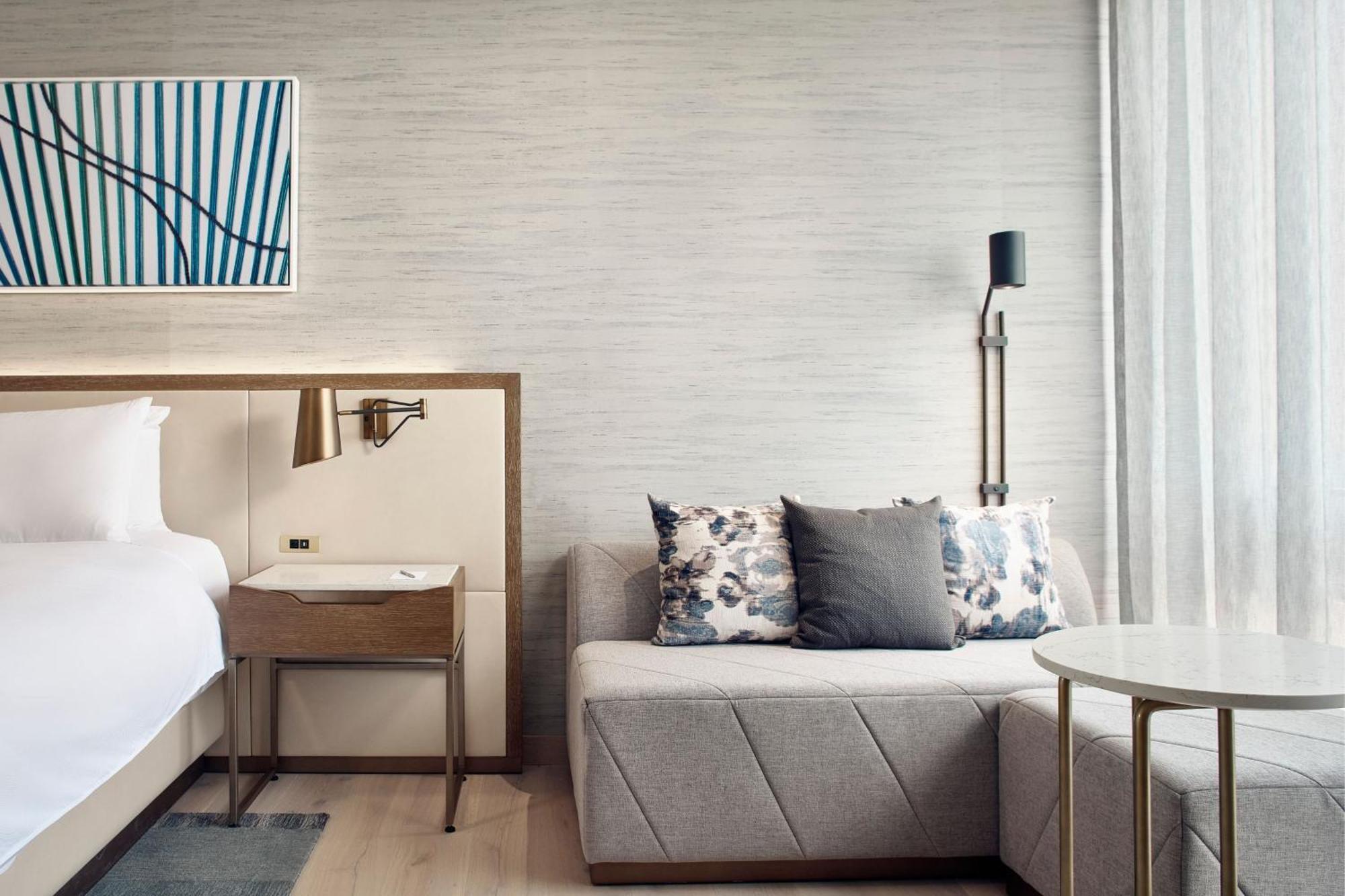 Deluxe  Guest room, 1 King Bed