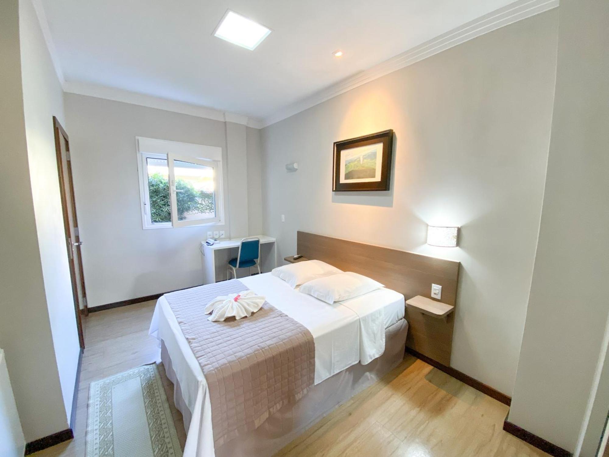 Quarto Duplo