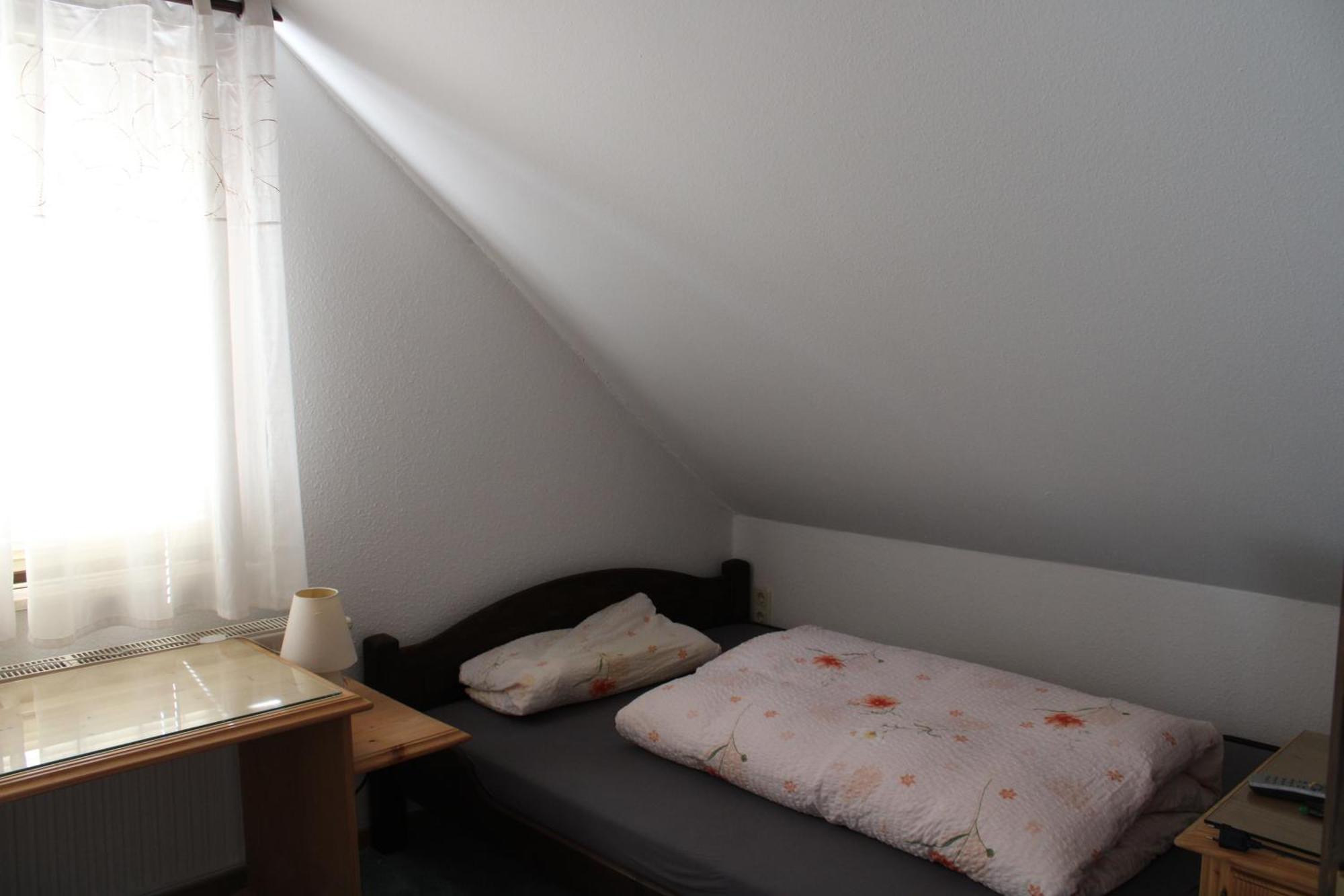 Double Room (1 Adult + 1 Child),1594091864:JPEG