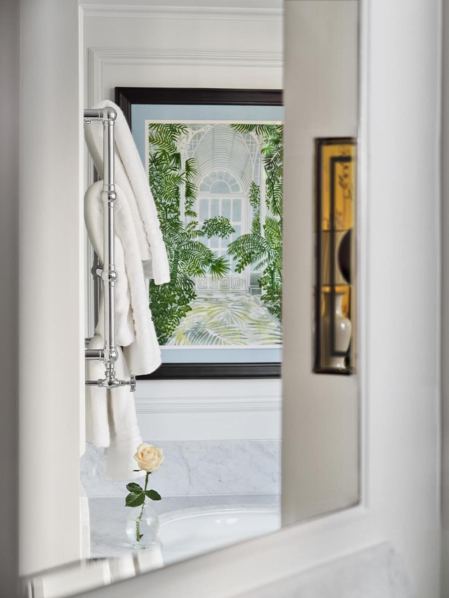 Mayfair Suite