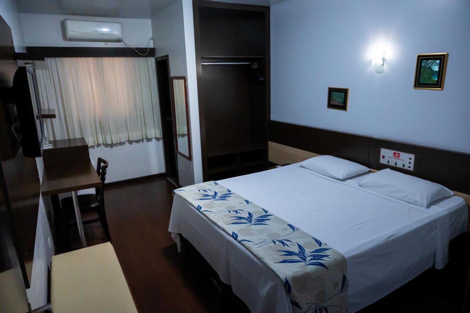 Quarto Duplo