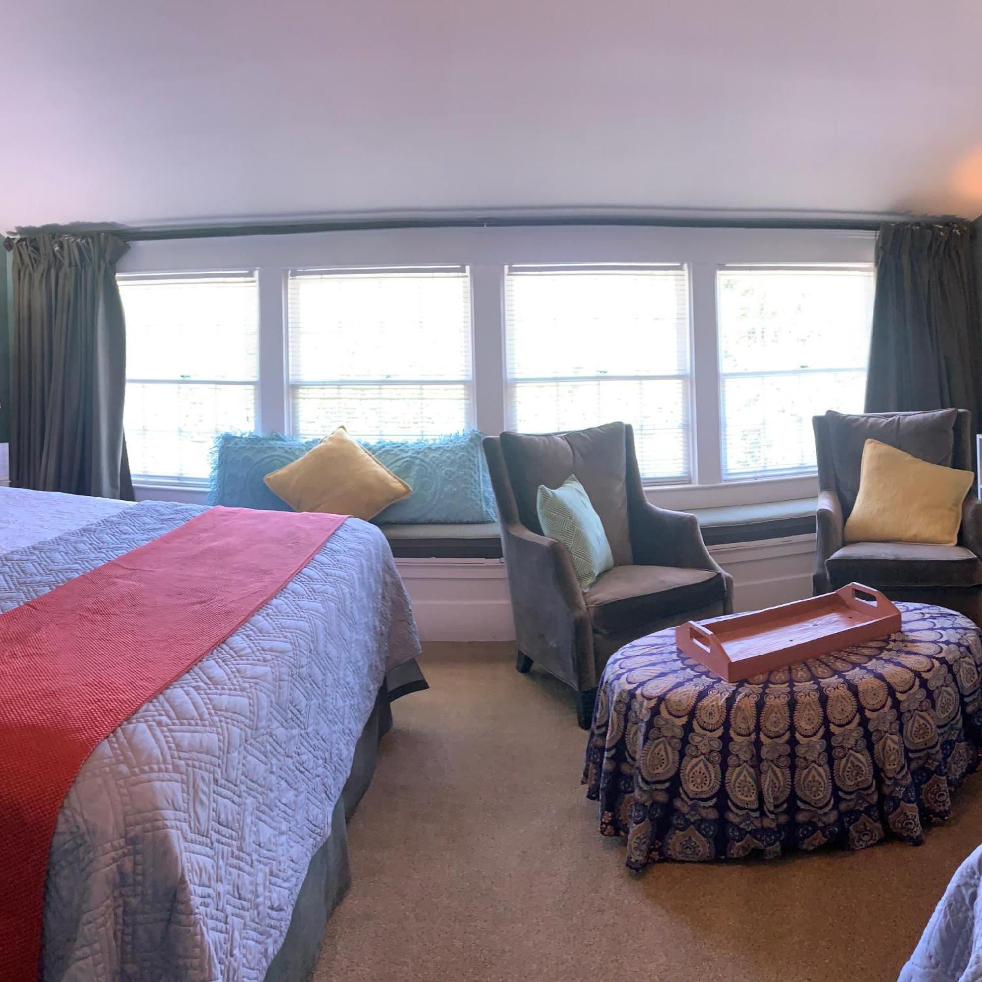 Triple Room with Private External Bathroom
