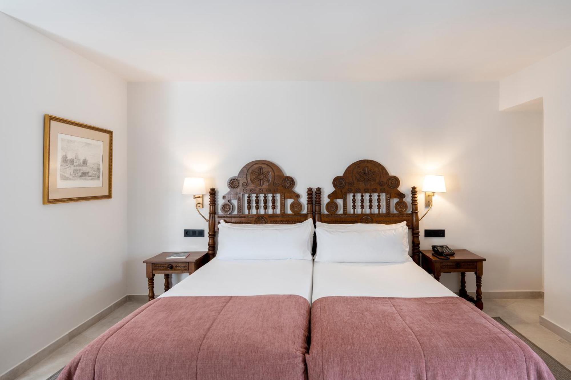 Standard Double Room,1556356429:JPEG
