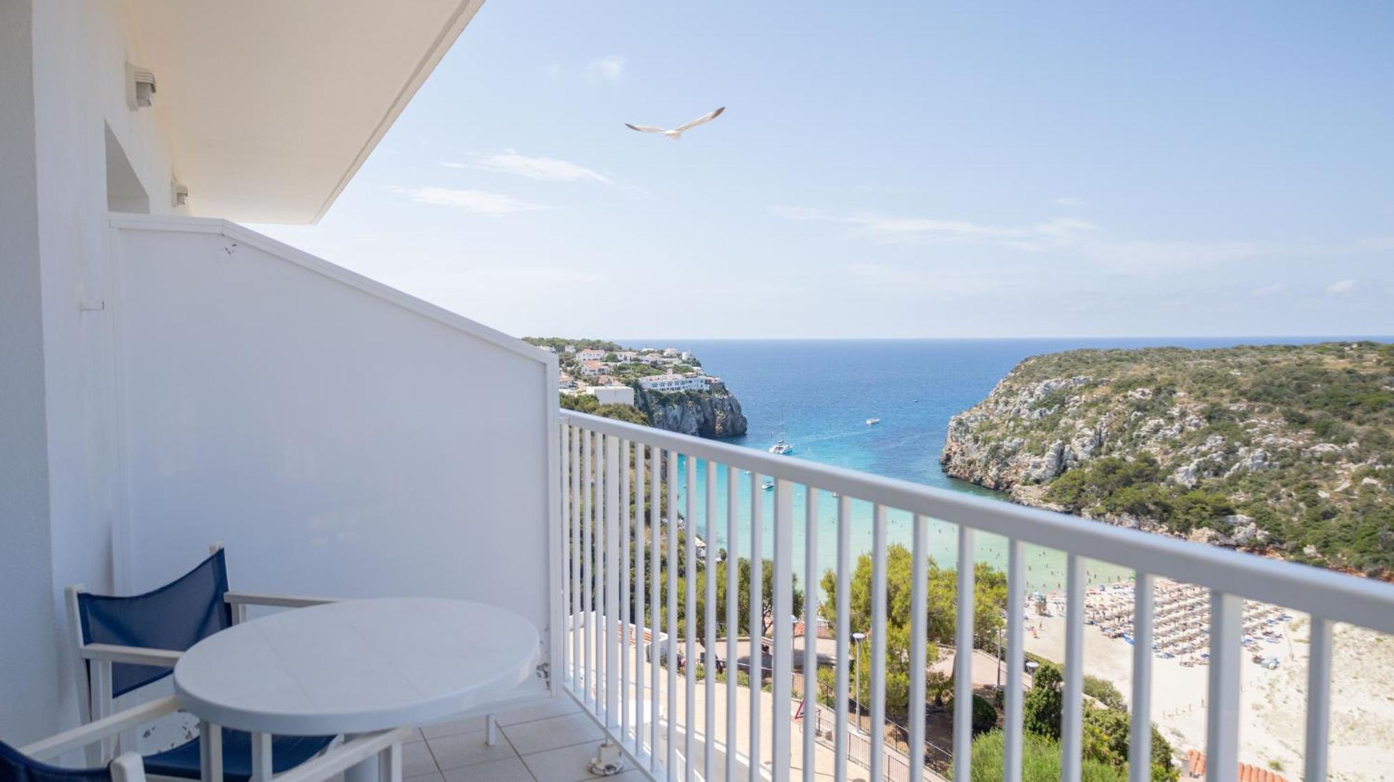 Double or Twin Room with Sea View,1742593721:JPEG