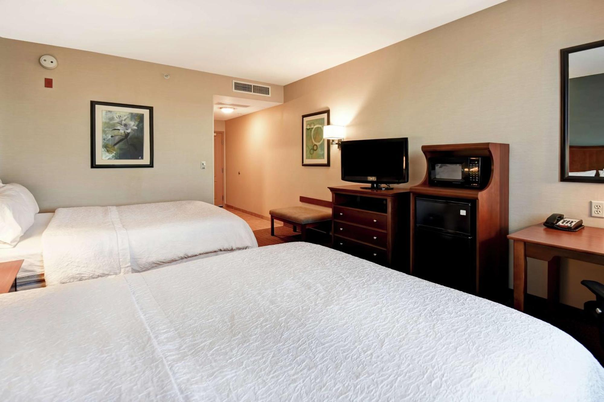 Room Two Queen Beds Non-Smoking