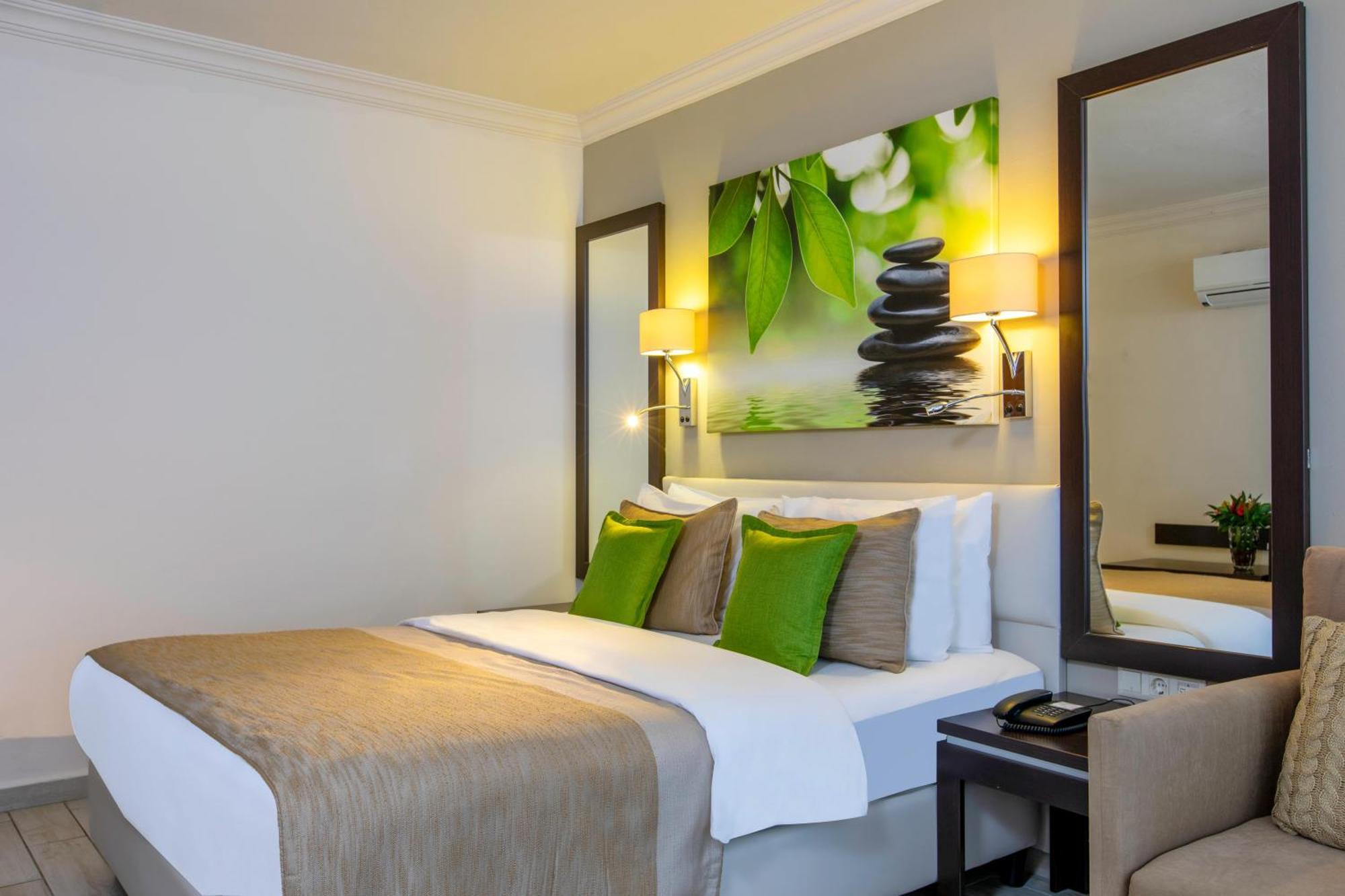 Standard Doppelzimmer mit Gartenblick