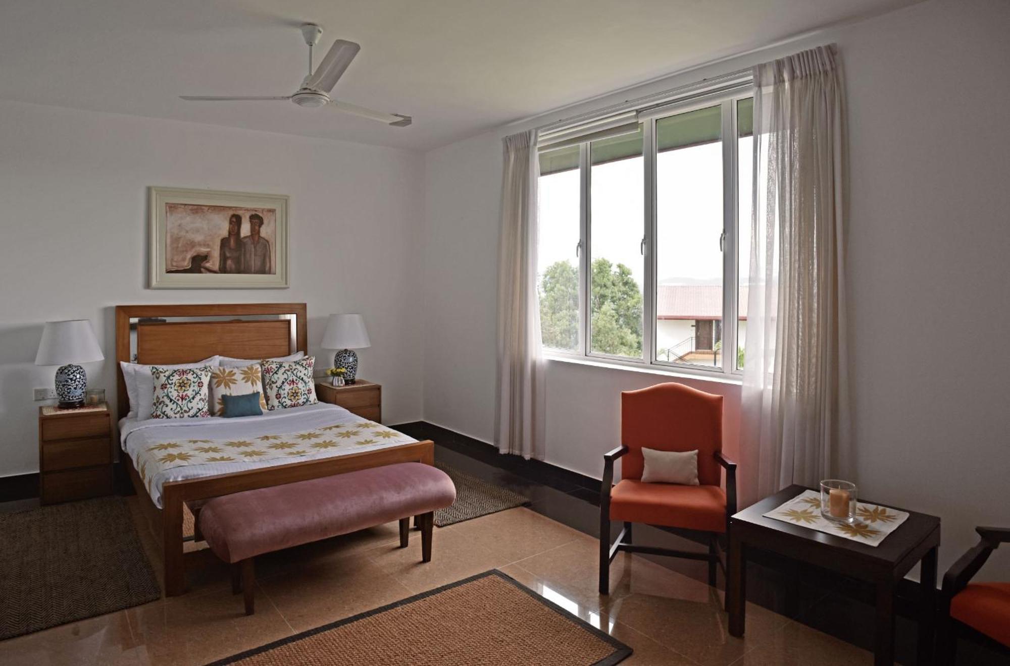 Superior Mountain Glimpse Room