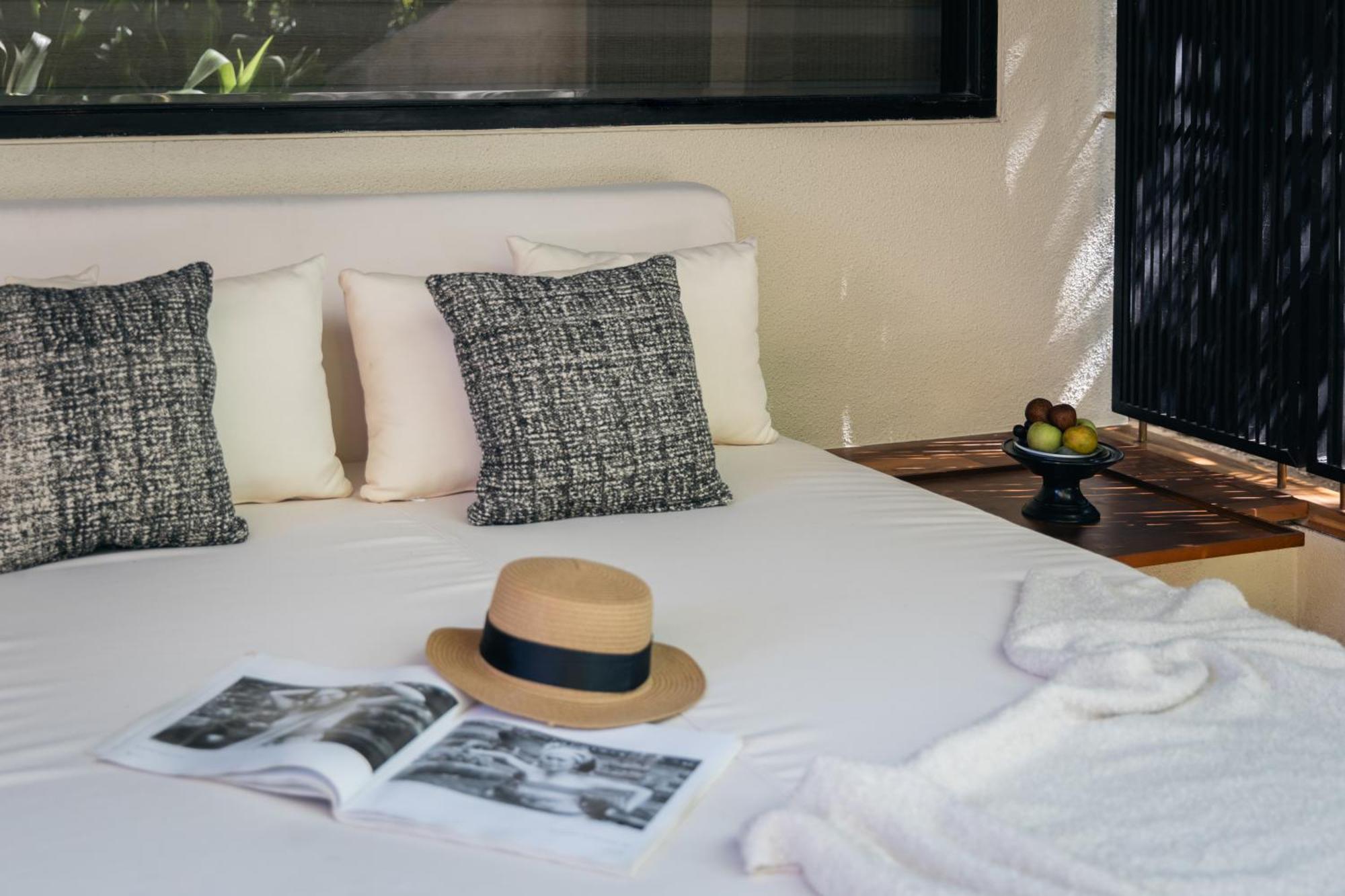 Sadara Signature Room